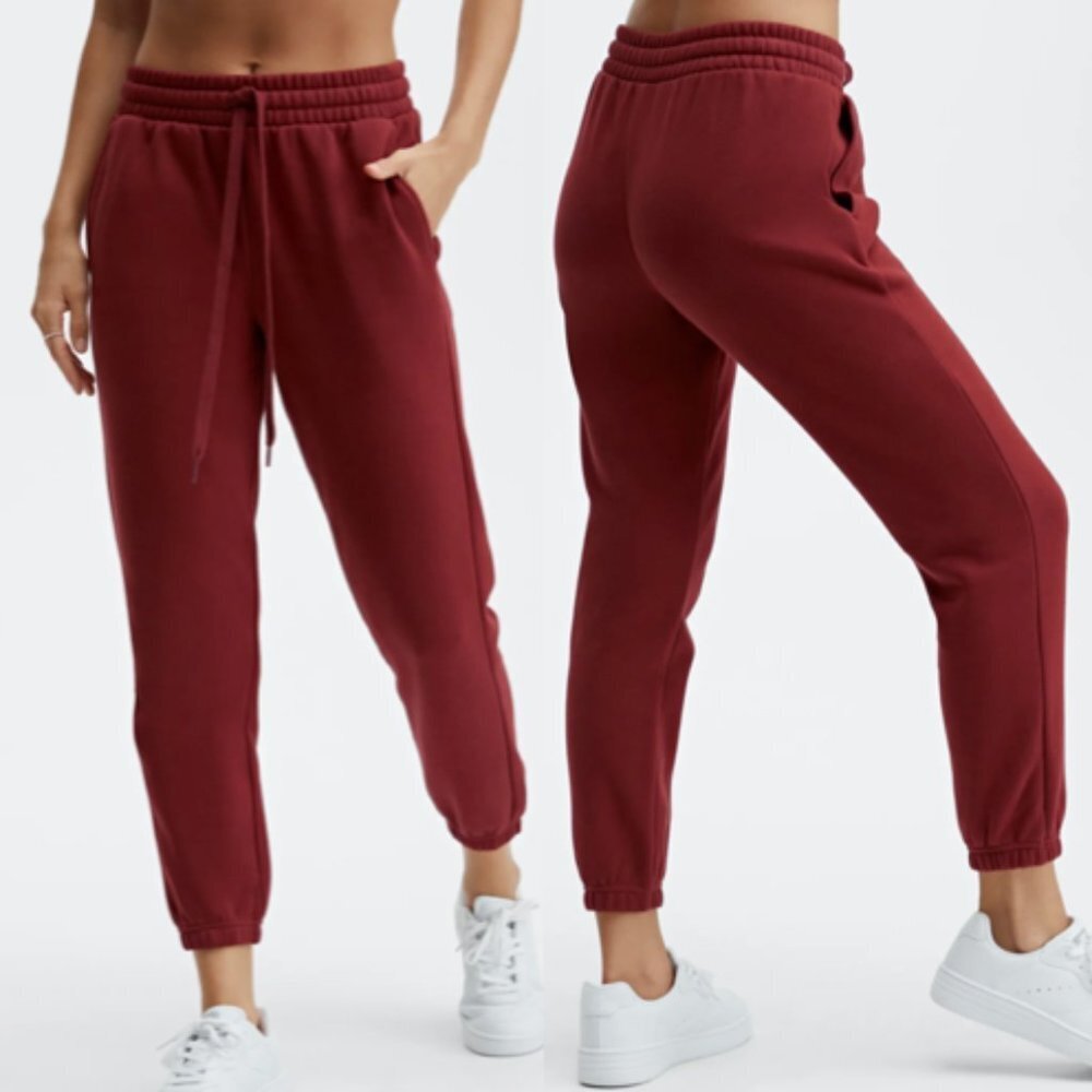 Fabletics Go To Classic Tapered Joggers Umbria Red Small